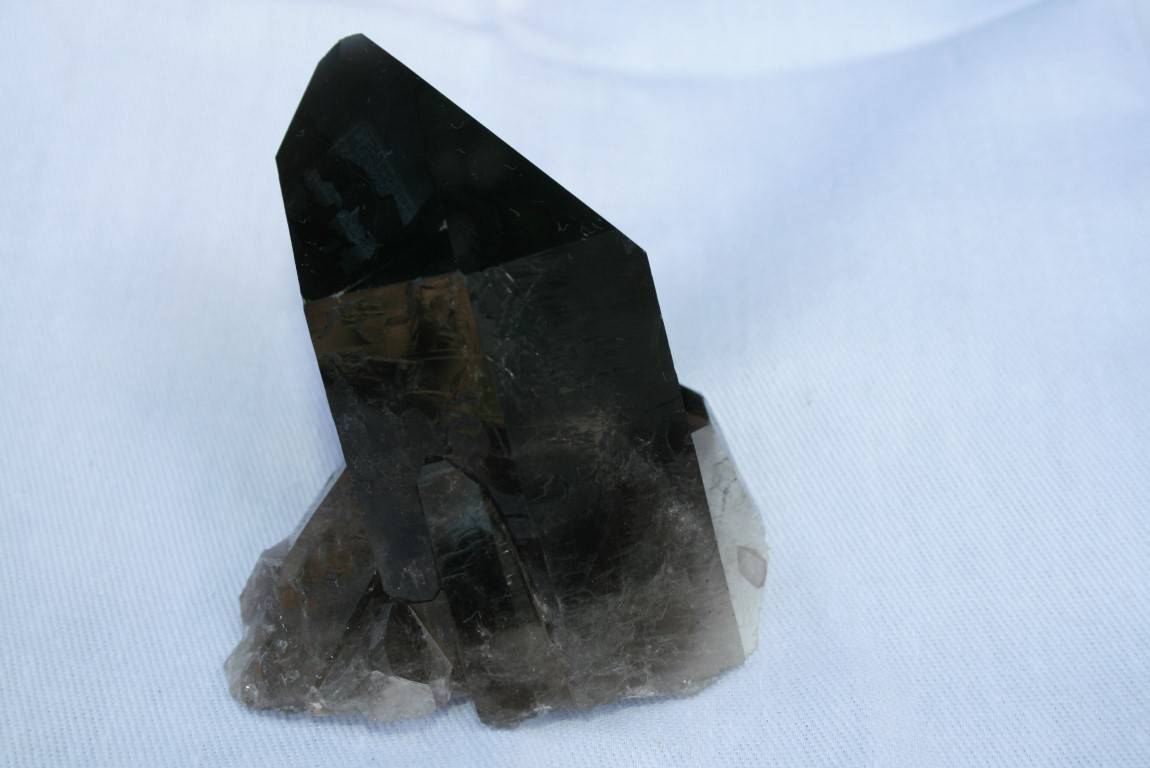 Smokey Quartz Abundance Formation  grounding, transmutation of negative energies, organization, manifestations of one's dreams and inspirations 4590